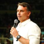 Flávio Bolsonaro declara que votará pelo fim da escala 6×1 pela ‘vontade do povo’