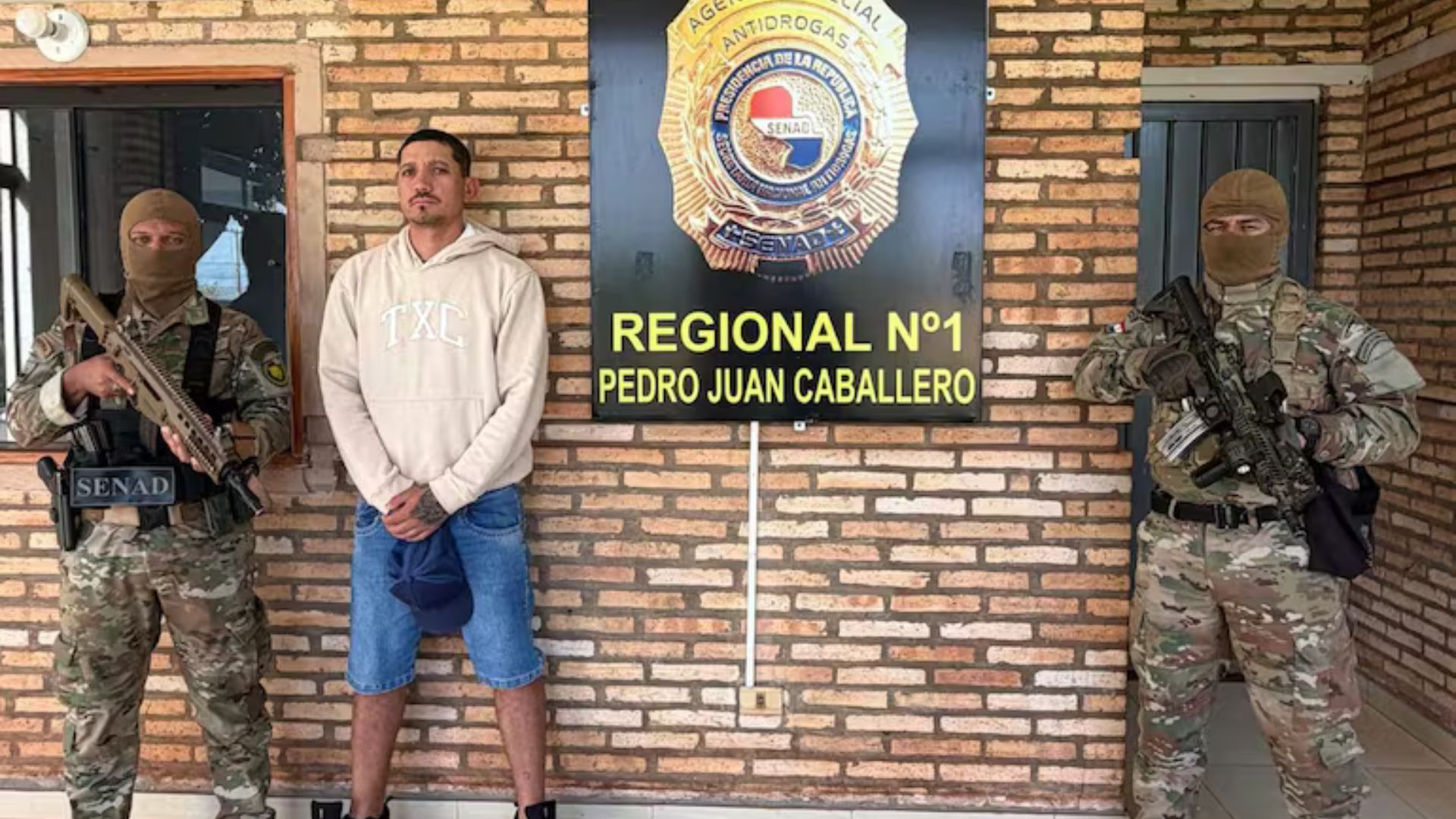 Faccionado do Comando Vermelho preso é expulso do Paraguai