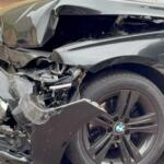 BWM de luxo fica destruída em engavetamento com dois carros na Afonso Pena