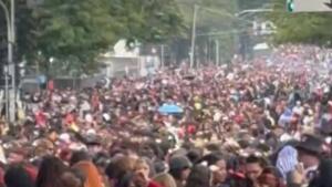 ‘Pandemônio: fila quilométrica em show do BTS no Brasil viraliza na web; veja