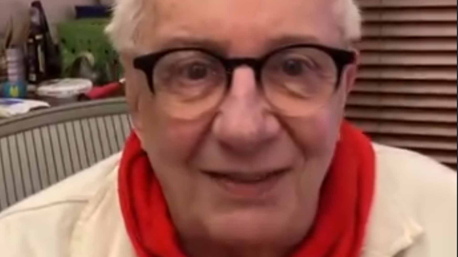 Marco Nanini é vaiado após interromper espetáculo e expulsar intérprete de Libras do palco