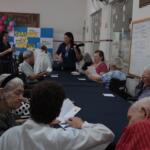 No Dia da Pessoa Idosa, asilo promove entrega de cartas de voluntários