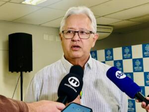 Santa Casa mantém criança internada enquanto busca solução para cardiologia infantil