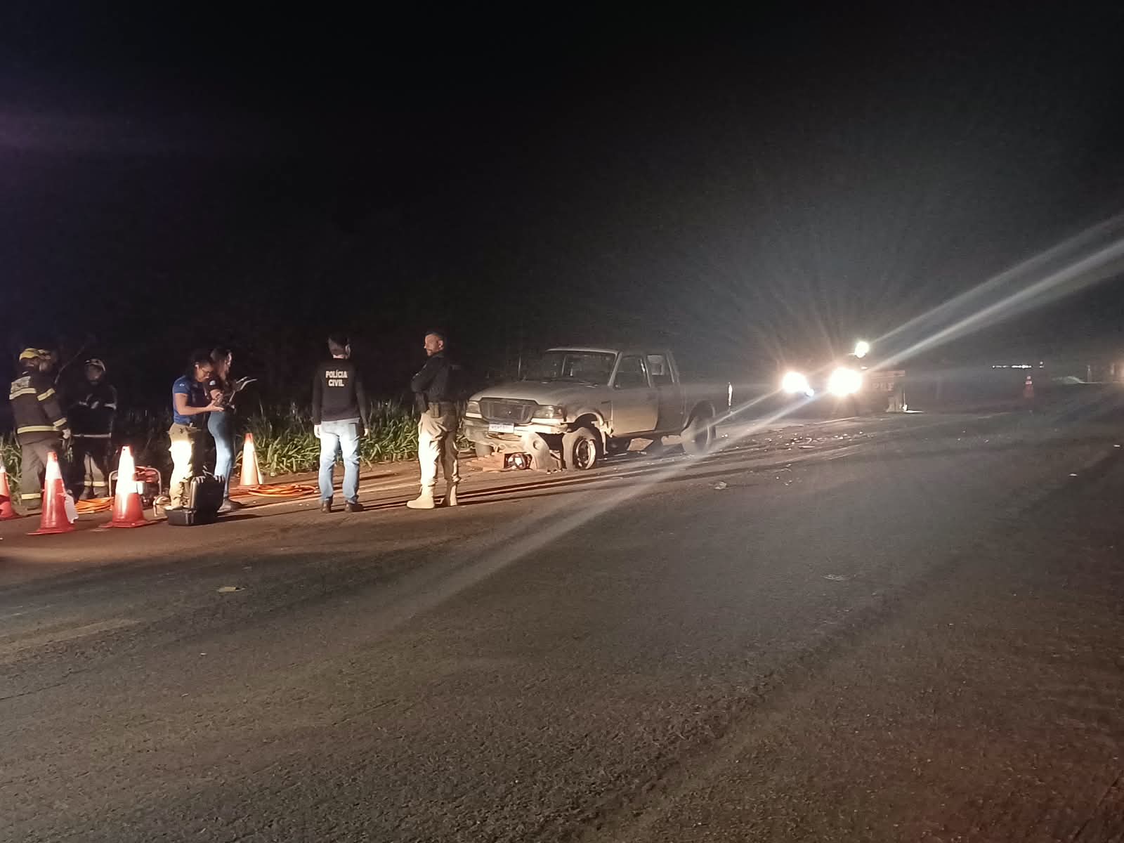 Motociclista morre em acidente com caminhão e caminhonete na BR-060 em Campo Grande