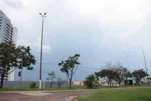Frente fria aumenta risco para temporais e temperatura pode ficar abaixo de 12°C em MS