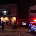 Briga por obra em muro terminou com pai morto e filho baleado no Batistão