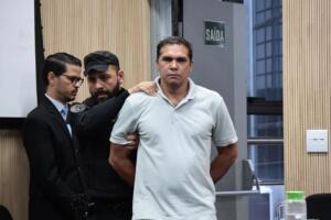 Réu diz não lembrar o próprio CPF, mas lembra marca da bermuda usada para matar Bruna