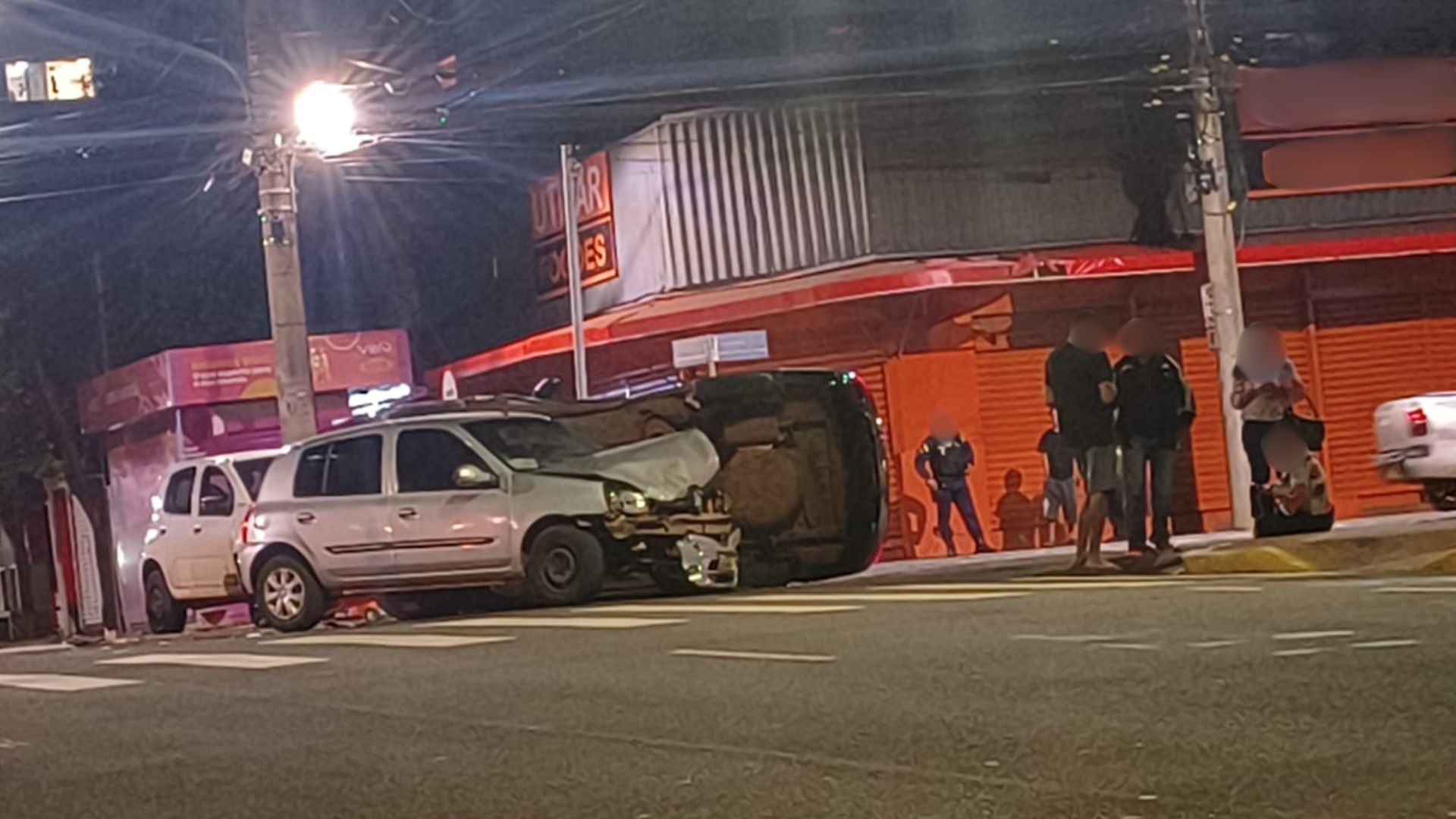 acidente tres carros calogeras