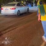 VÍDEO: garrafas e objetos são lançados contra carros durante comemoração de eleição na Afonso Pena