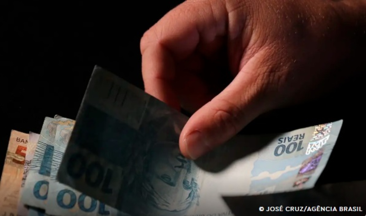 Dívida Pública sobe 0,97% em setembro e encosta em R$ 9,4 trilhões