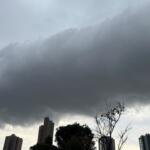 Frente fria mantém tempo chuvoso e clima ameno em MS neste sábado