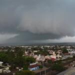VÍDEO: imagens mostram formação de temporal em Amambai
