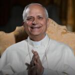 Papa Leão XIV apresenta evolução favorável e receberá alta hospitalar hoje