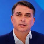 Flávio Bolsonaro desiste de ir ao debate da Globo e cita ‘censura do TSE’