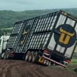 VíDEO: Caminhão boiadeiro tomba em fazenda de Terenos