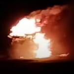 Caminhonete que pode ter sido usada em execução de casal na fronteira é encontrada incendiada