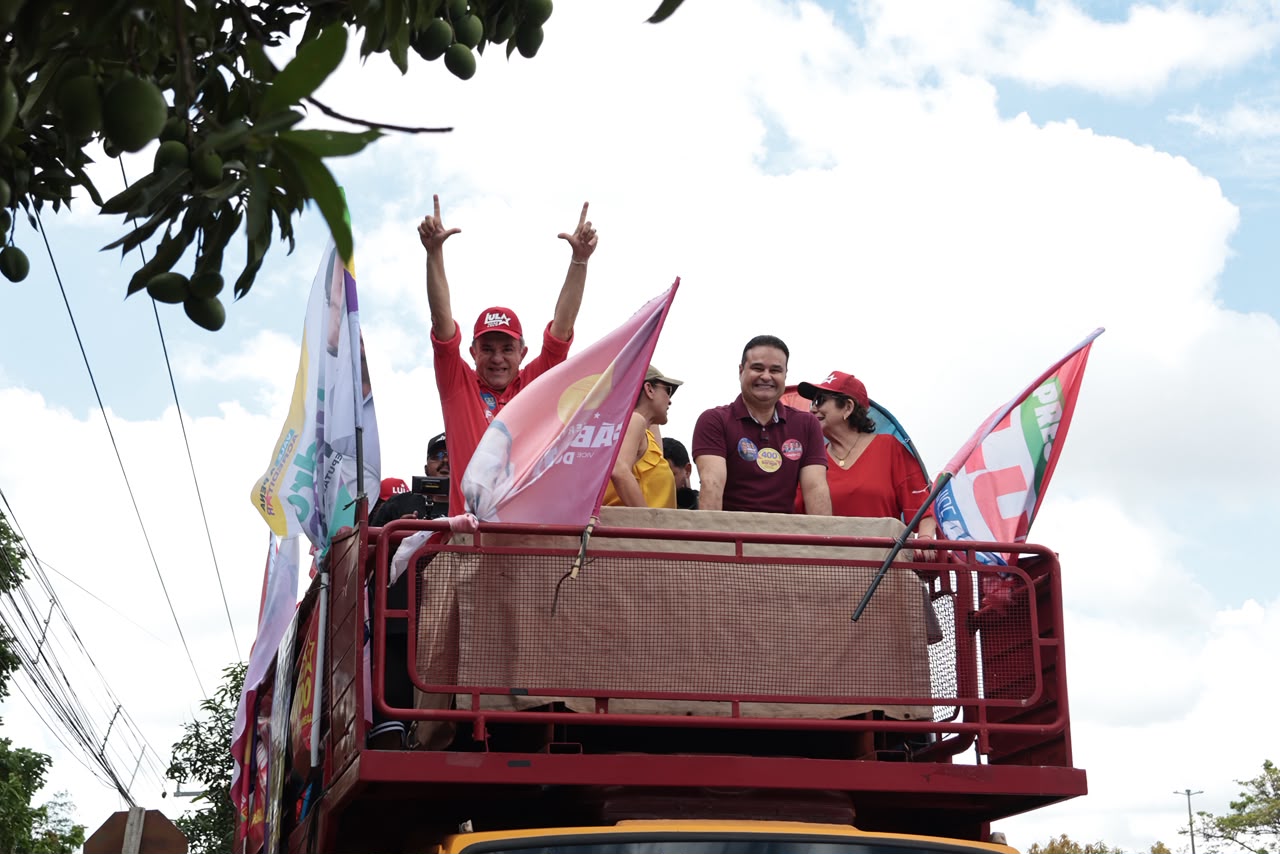 Vander Loubet encerra campanha ao Senado com mega carreata nas Moreninhas