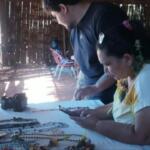 Professoras catalogam artesanato Guarani Ñandeva para preservar saberes tradicionais em Dourados