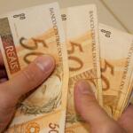 Idosa de MS com salário mínimo tem R$ 300 descontados de banco por anos e é indenizada em dobro