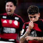 Flamengo marca de pênalti no último lance, bate o Atlético-MG e mantém liderança do Brasileirão