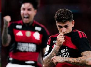 Flamengo marca de pênalti no último lance, bate o Atlético-MG e mantém liderança do Brasileirão