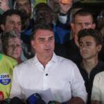 Flávio Bolsonaro desiste de questionar validade da votação que elegeu Lula