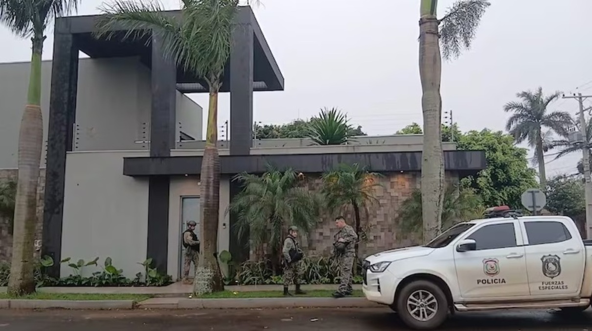 Imóveis de sócio do filho de deputado morto no Paraguai são apreendidos na fronteira