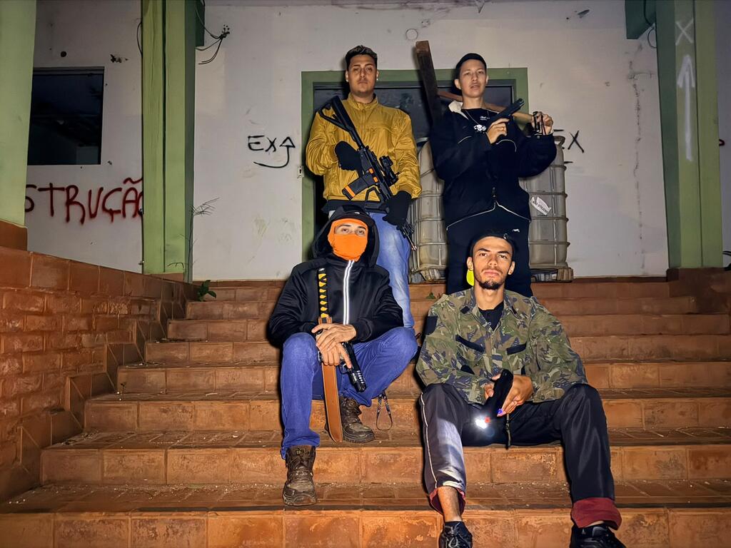 jovem passa mal casa da bruxa da sapolandia