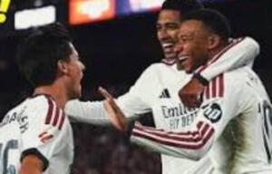 Mbappé chega ao 100º gol pelo Real Madrid e decreta vitória sobre Barcelona no Camp Nou