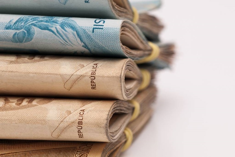 Idosa de MS com salário mínimo tem R$ 300 descontados de banco por anos e é indenizada em dobro