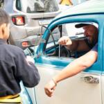 Campeão mirim de jiu-jítsu e judô vende balas na Afonso Pena para competir no Mundial