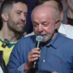 Em discurso após vitória, Lula fala em regulamentar redes e quer IA brasileira