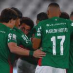 Palmeiras domina o Bahia, vence em casa e reduz distância para o Flamengo