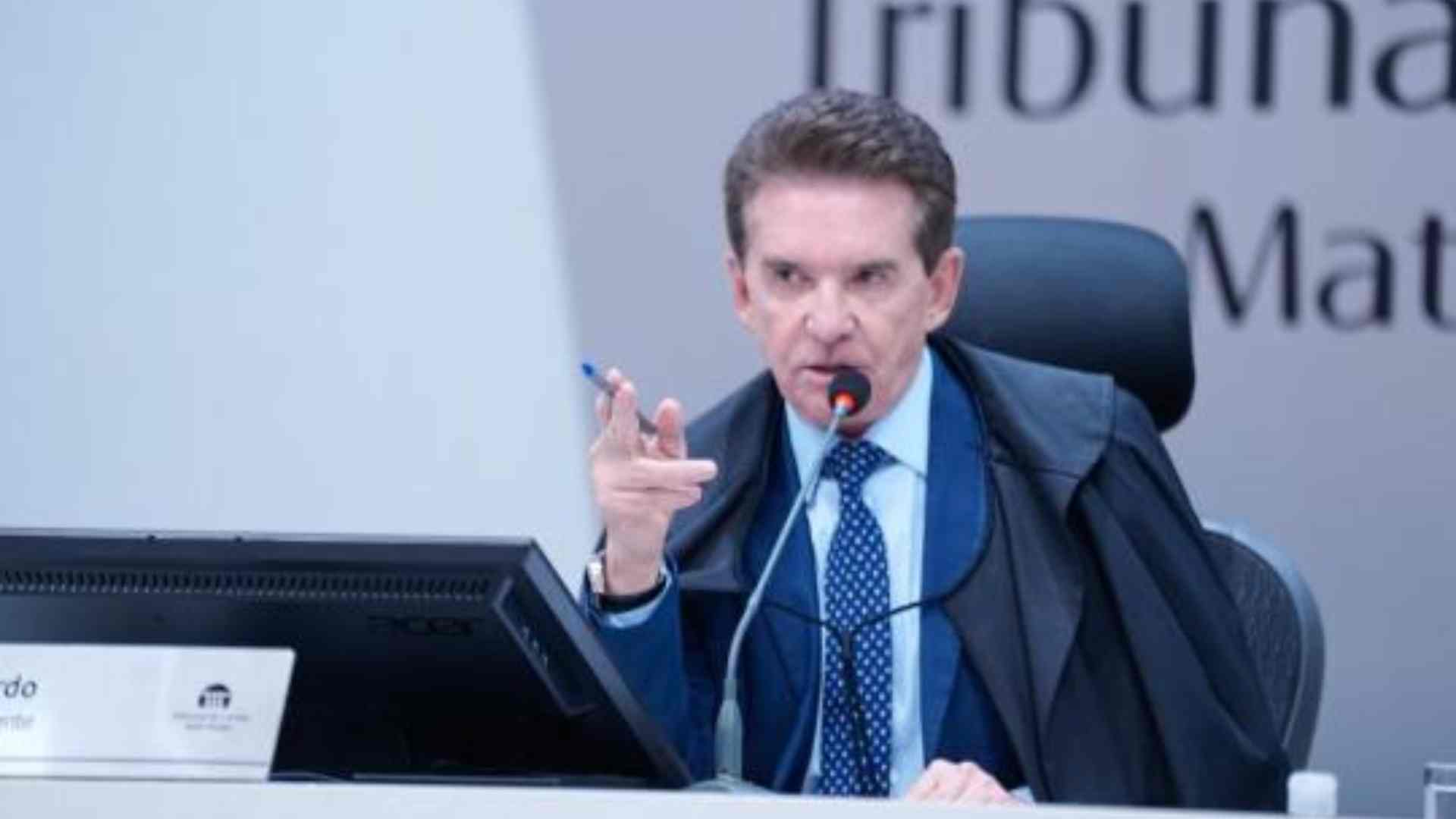 Presidente do TCE-MT é preso pela PF em ação que cumpre mandados em MS