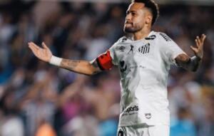Neymar anota duas vezes de pênalti e Santos busca empate com o líder Flamengo na Vila
