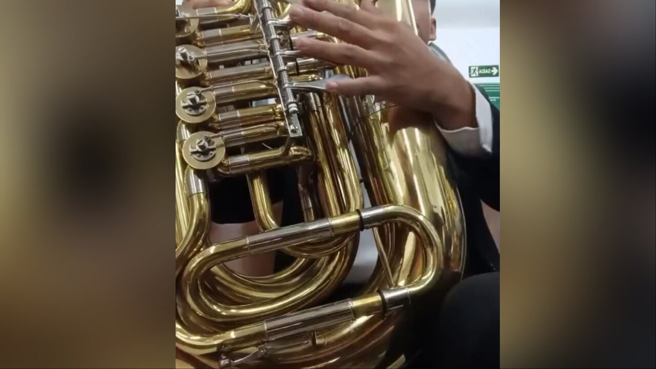 Você viu? ‘Servo de Deus’ faz apelo para recuperar tuba furtada no bairro Aero Rancho