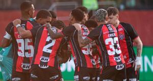 Vitória empata com Athletico e perde chance de abrir vantagem na luta contra a queda